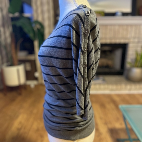 Express Long Sleeve Top - Picture 3 of 8